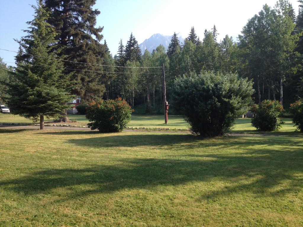 The Gateway Inn Canmore Eksteriør bilde