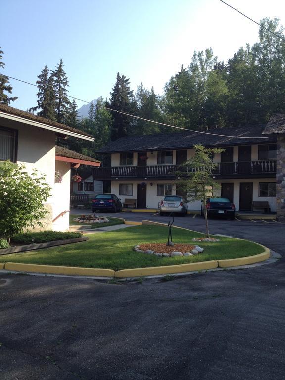 The Gateway Inn Canmore Eksteriør bilde
