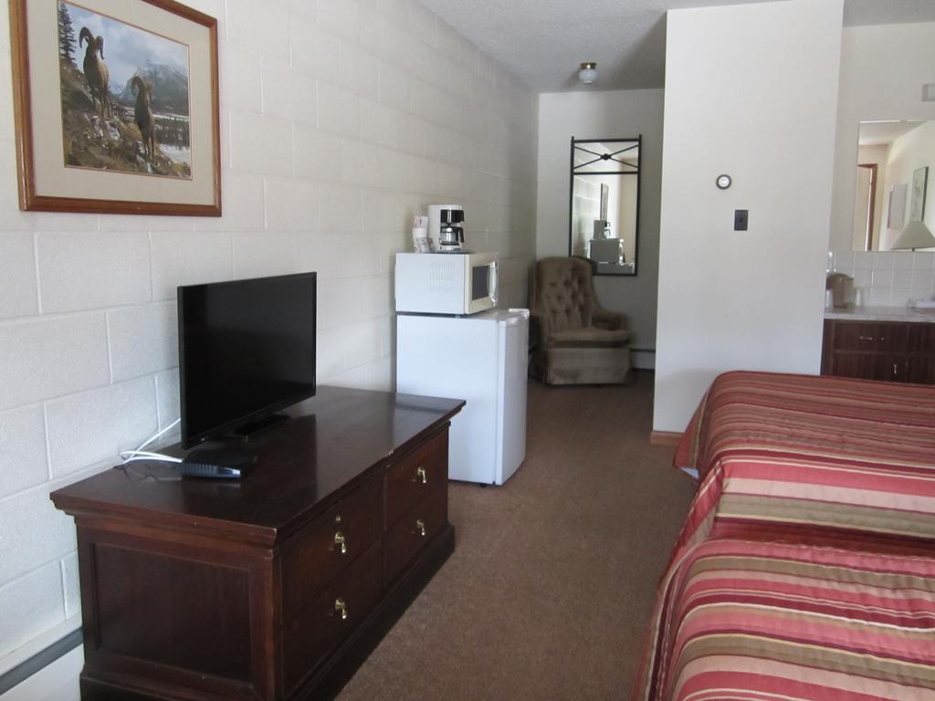 The Gateway Inn Canmore Rom bilde