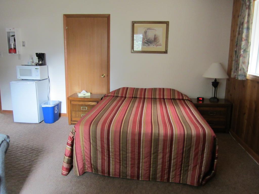 The Gateway Inn Canmore Rom bilde